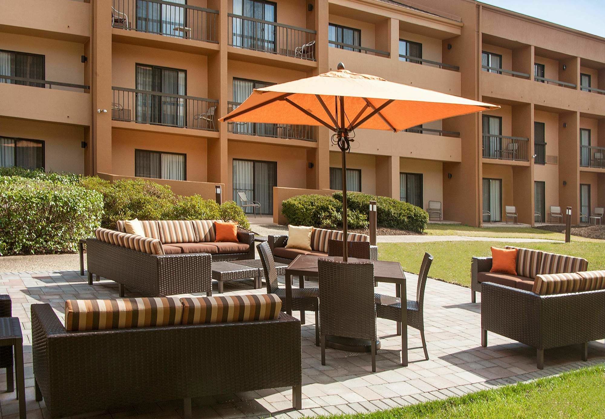 Courtyard By Marriott Baltimore Hunt Valley Exterior photo